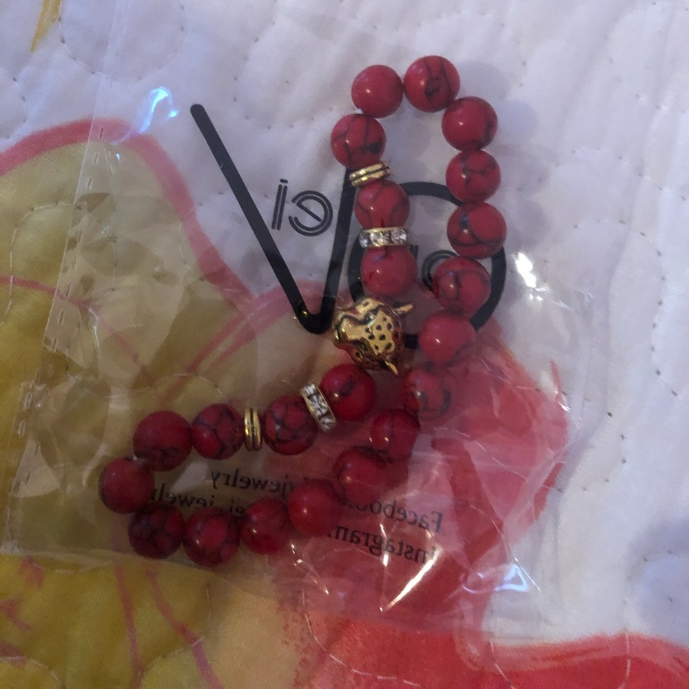Unisex NEW Multi Charm Marble Beaded Stretch Luxe Buddha Leopard Skull Lion - Picture 2 of 10
